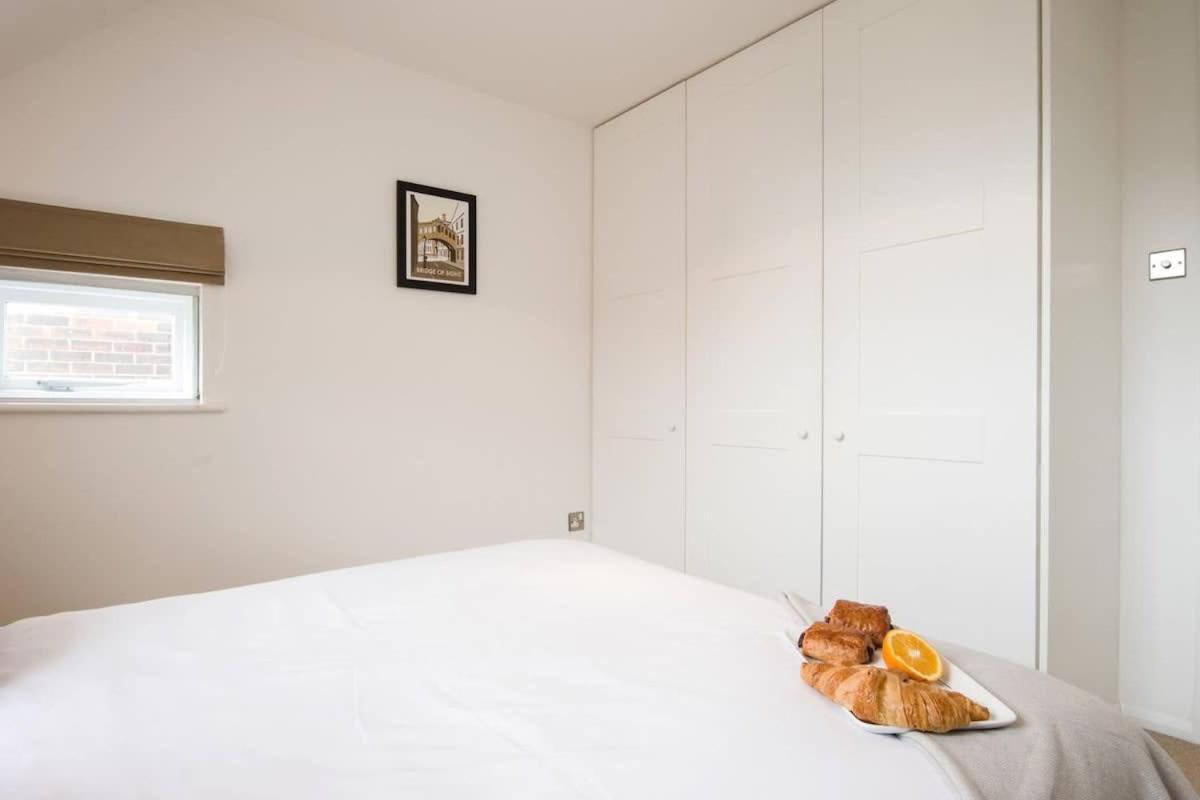 Modern Apartment In The Heart Of Oxford With Secure Underground Parking Esterno foto