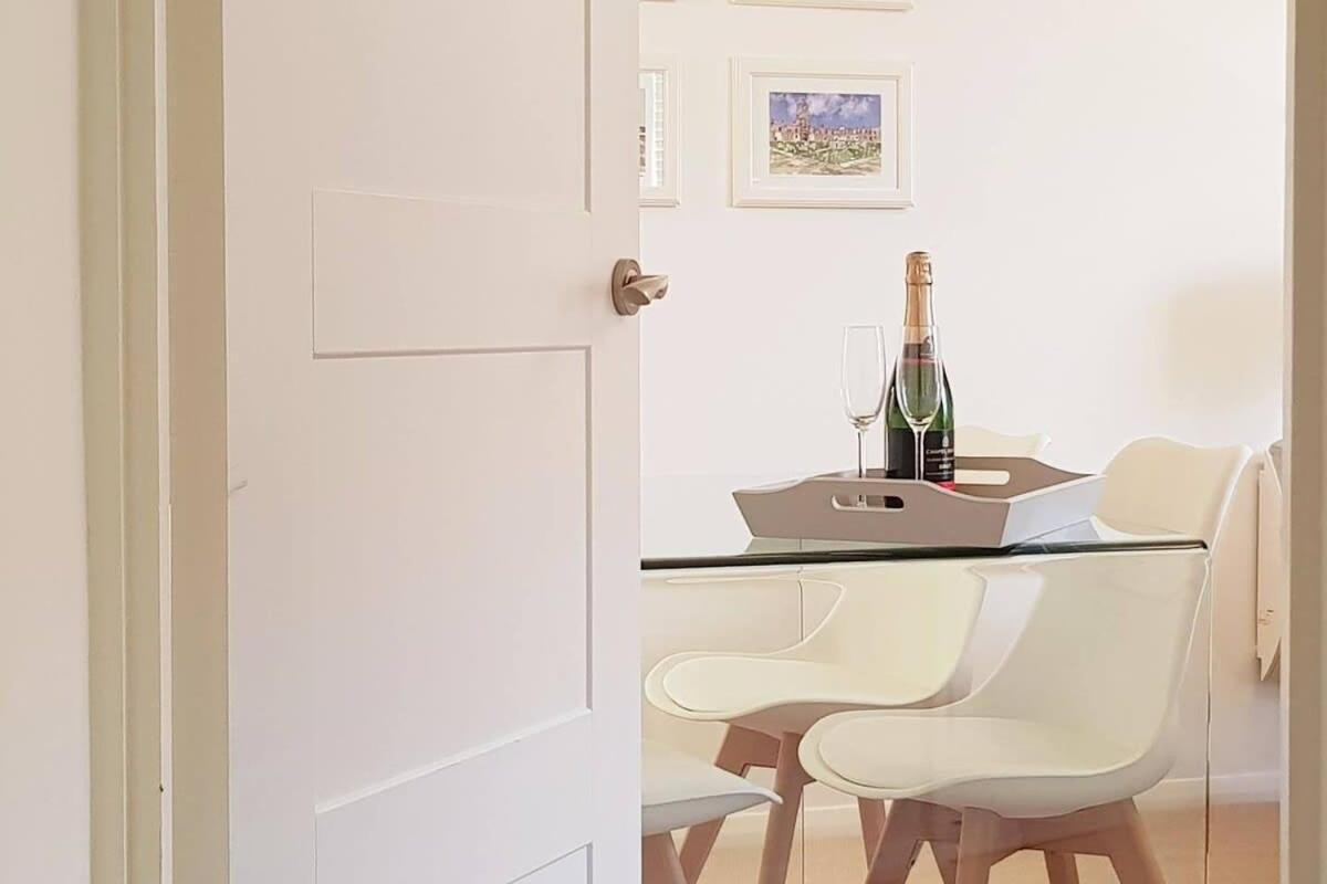 Modern Apartment In The Heart Of Oxford With Secure Underground Parking Esterno foto